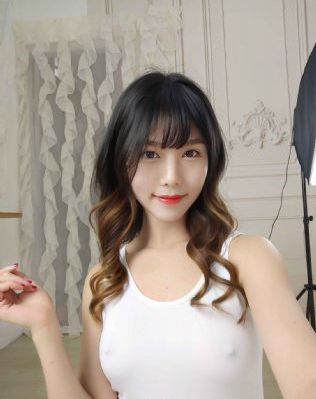 我伊蒂丝女皇_HD在线播放